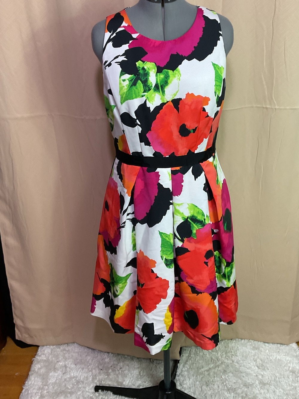 Eliza J Dress - Picture 2 of 12